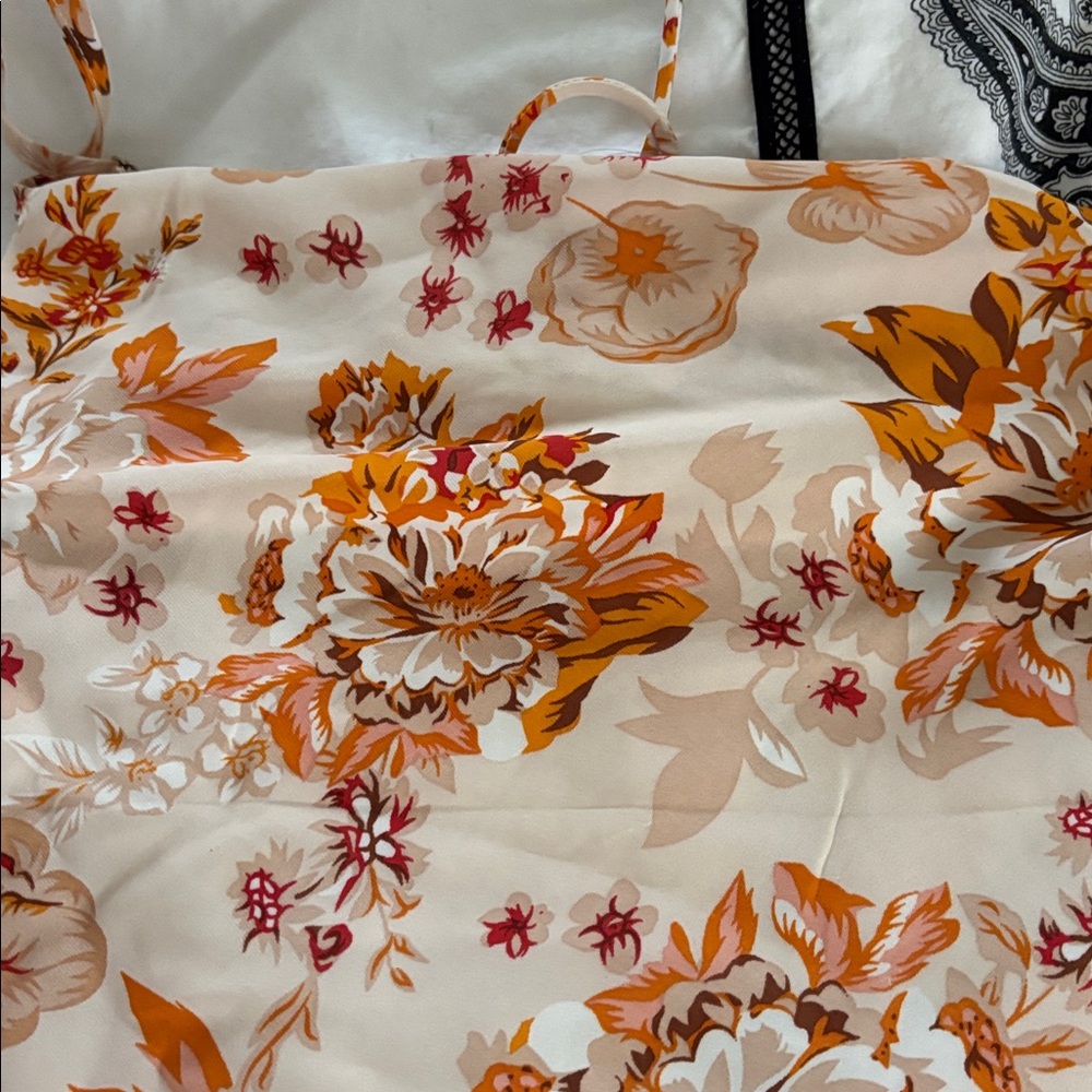 Yelena Floral Dress from Petal and Pup - Picture 11 of 12